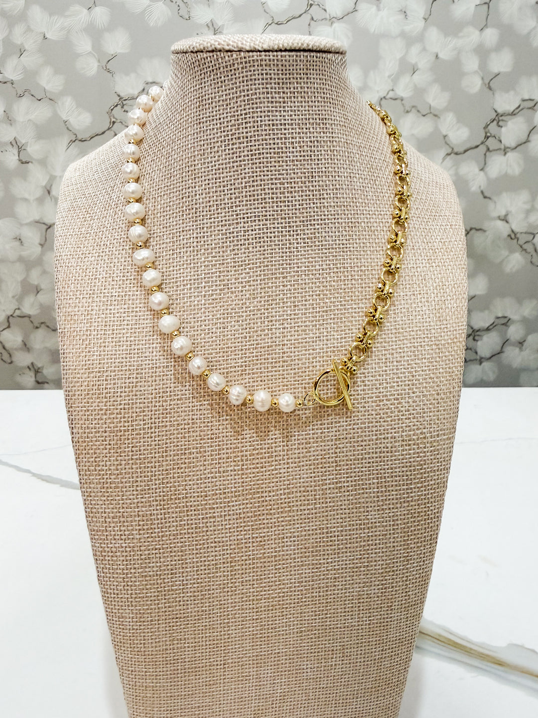 Loop And Pearl Necklace
