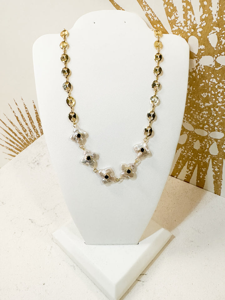 Flowers Of Pearl Choker