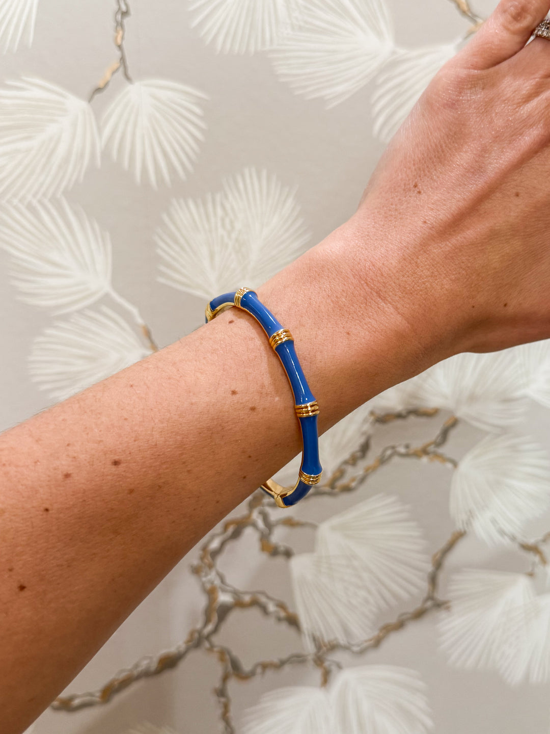 Bamboo Enameled Hinged Bangle