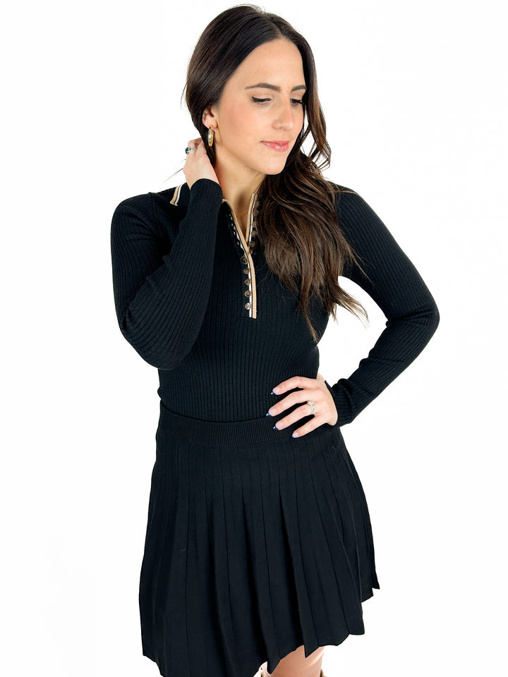 Seated Court Side Top